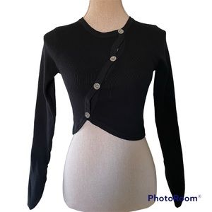 Cider Button-up Cropped Black Ribbed Knit Sweater Long Sleeve